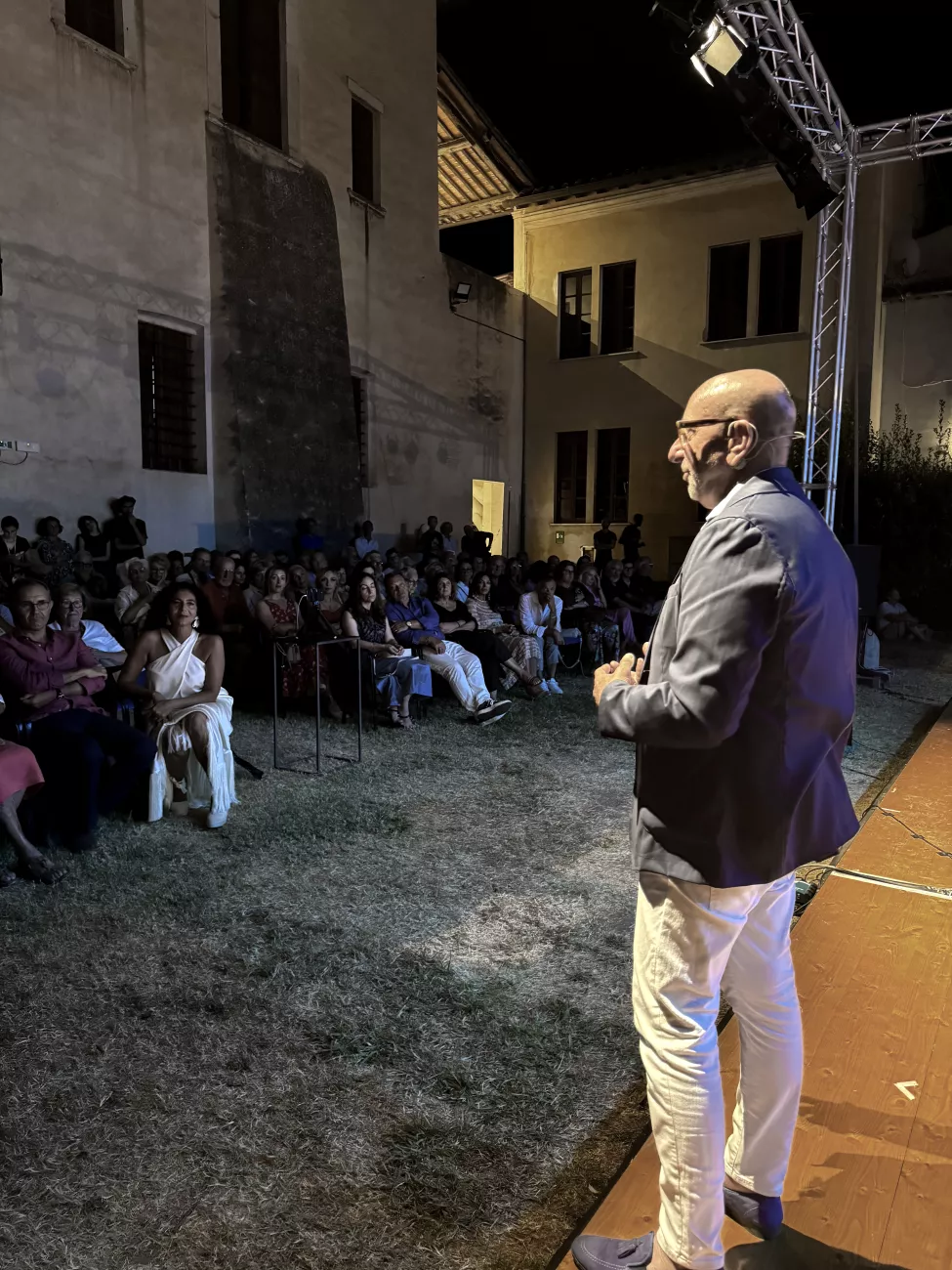 Stefano De Martino durante l'evento di Pietrasanta Cult