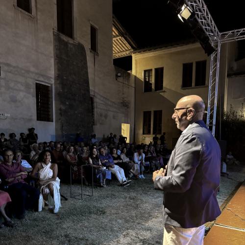 Stefano De Martino durante l'evento di Pietrasanta Cult